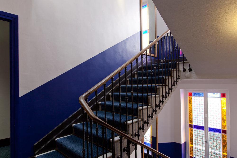 Le Etoile Hotel