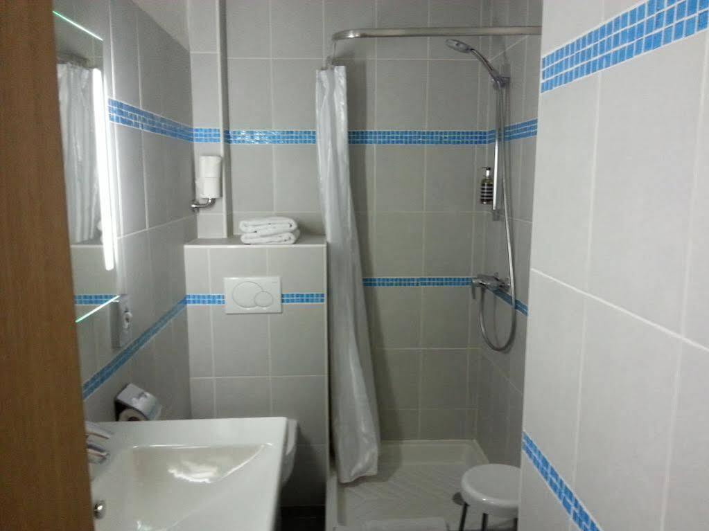 Le Etoile Hotel 2*